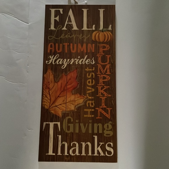 Ashland, Fall wooden wall decoration, with colorful leaf, pumpkin, season words - Picture 17 of 17